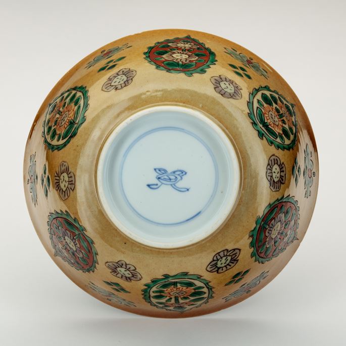 Kangxi enamel porcelain bowl for the Thai market 清康熙外销珐琅彩瓷碗 | MasterArt